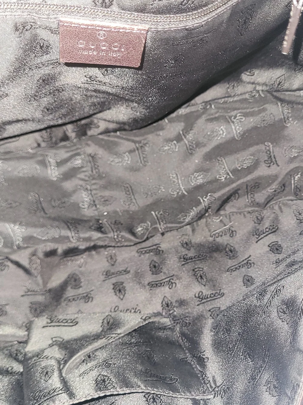 Gucci classic monogram